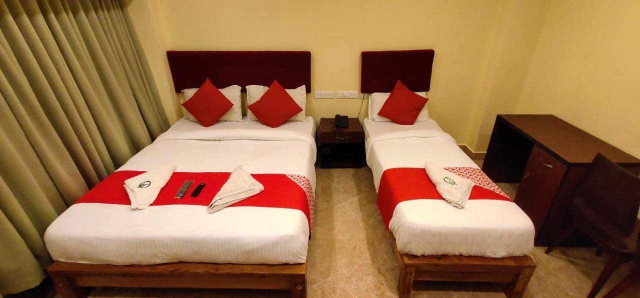 Hotel Green Plaza Thrissur Екстер'єр фото